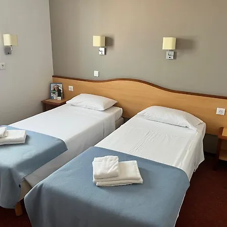 Brit Confort 3* Montauban