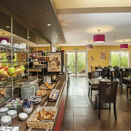 Hotel Brit Confort 3*