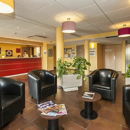 Hotel Brit Confort 3*