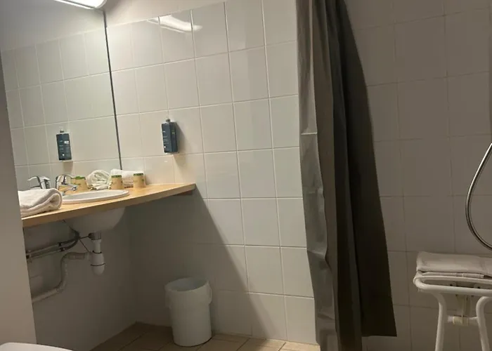 Brit Confort 酒店 3*