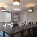 Hotel Brit Confort 3*