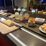 Hotell Brit Confort Montauban