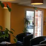 Brit Confort 3* Μοντωμπάν