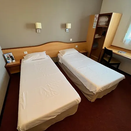 Brit Hotel Confort Montauban