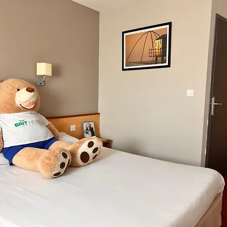 Brit Confort 3* 蒙托邦