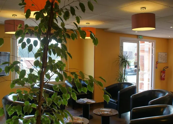 Brit Confort Otel Montauban