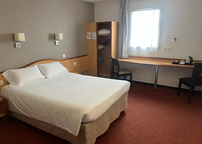 Brit Confort Otel Montauban